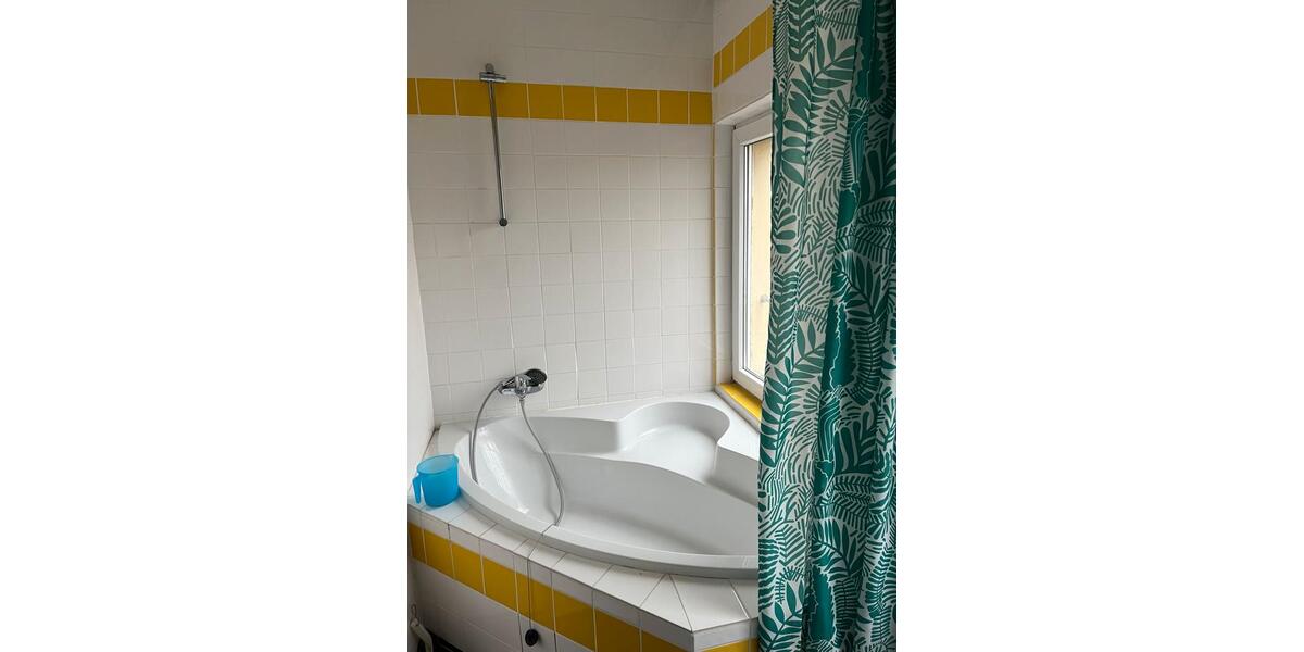 Etagenwohnung Berlin Westend - 5 Zimmer, 120 m&sup2;, 2.200&euro; | Angebot:26329400