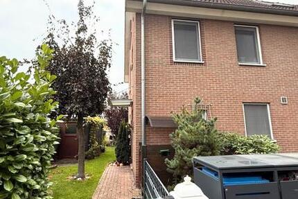 Haus Blankenfelde-Mahlow Mahlow - 3 Zimmer, 90 m&sup2;, 2.100&euro; | Angebot:27643418