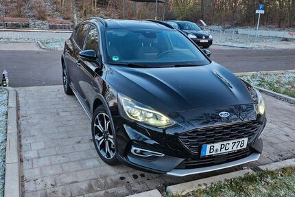 Ford Focus 58.000 km 12.500 &euro; Berlin 13351