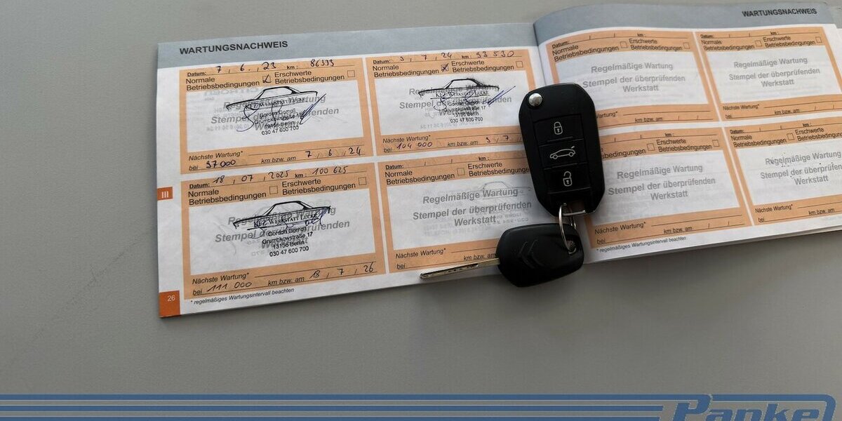 Citroen C4 Cactus Business 1.2*SHZ*NAV*USB*Kamera*LED* 105.469 km 6.990 &euro; Berlin 13187