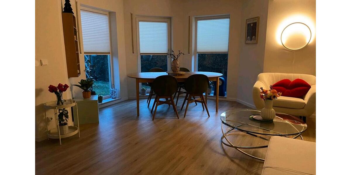 Einfamilienhaus Trebbin - 4 Zimmer, 100 m&sup2;, 2.690&euro; | Angebot:23612109