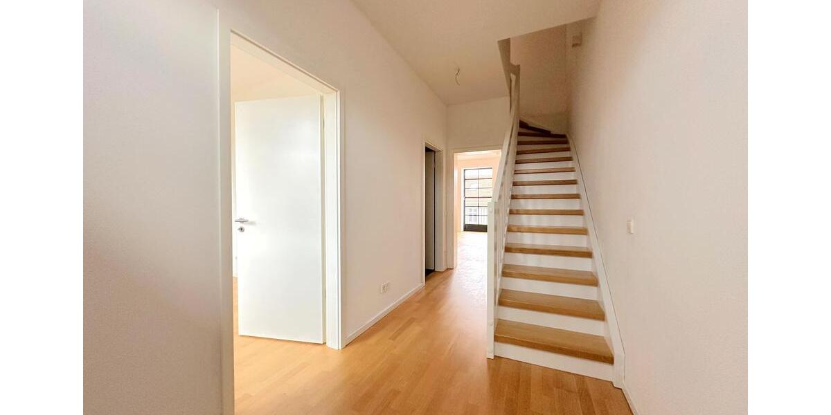 Maisonettenwohnung Nauen - 4 Zimmer, 125 m&sup2;, 1.560&euro; | Angebot:26180696