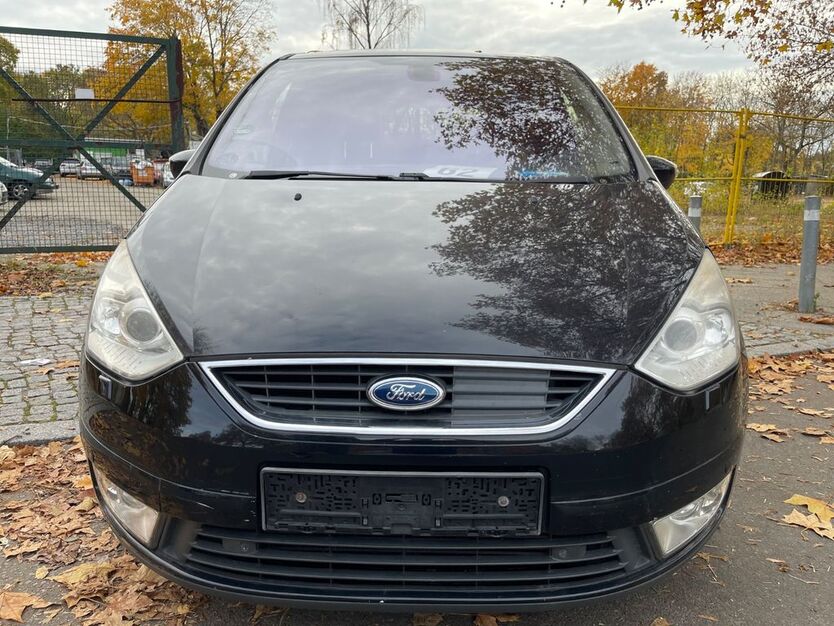 Ford Galaxy 267.500 km 3.980 € Berlin 12109