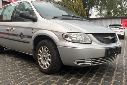 Chrysler Grand Voyager 185.454 km 3.999 € Berlin 13127