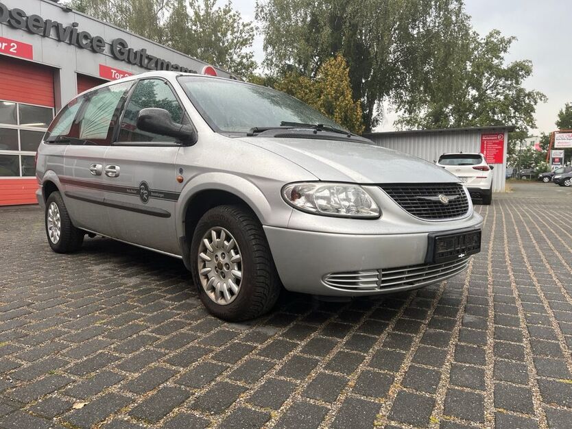 Chrysler Grand Voyager 185.454 km 3.999 € Berlin 13127