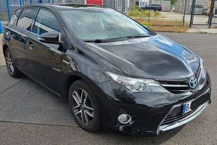 Toyota Auris 161.000 km 9.599 € Berlin 12487
