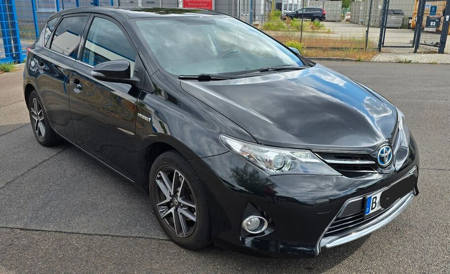 Toyota Auris 161.000 km 9.599 € Berlin 12487