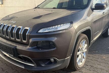 Jeep Cherokee 210.000 km 4.890 &euro; Berlin 12109