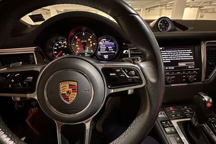 Porsche Macan 126.000 km 32.650 &euro; Potsdam 14473