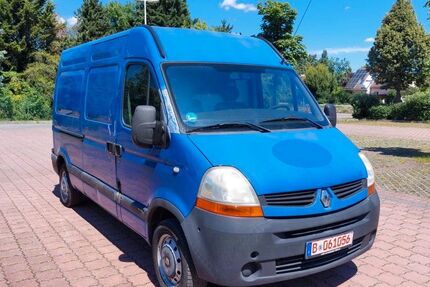 Renault Master 220.533 km 4.990 &euro; Berlin 13055