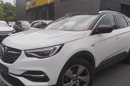 Opel Grandland (X) 123.887 km 14.780 &euro; Potsdam 14480