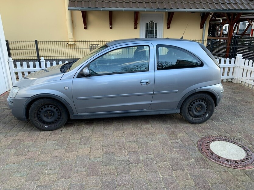 Opel Corsa C 129.000 km 2.490 € Ludwigsfelde 14974