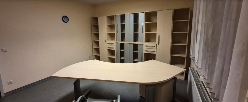 Etagenwohnung Potsdam Industriegelände - 6 Zimmer, 227 m&sup2;, 1.200&euro; | Angebot:26185870