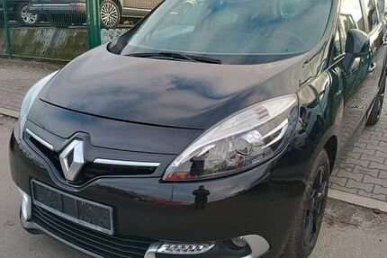 Renault Scenic 179.000 km 4.999 € Berlin 13597