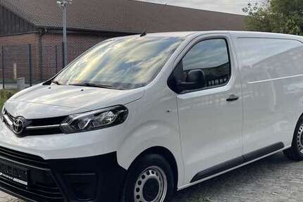Toyota Proace 190.000 km 13.923 € Berlin 12681