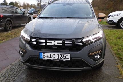 Dacia Jogger 9.370 km 21.979 € Berlin 13125