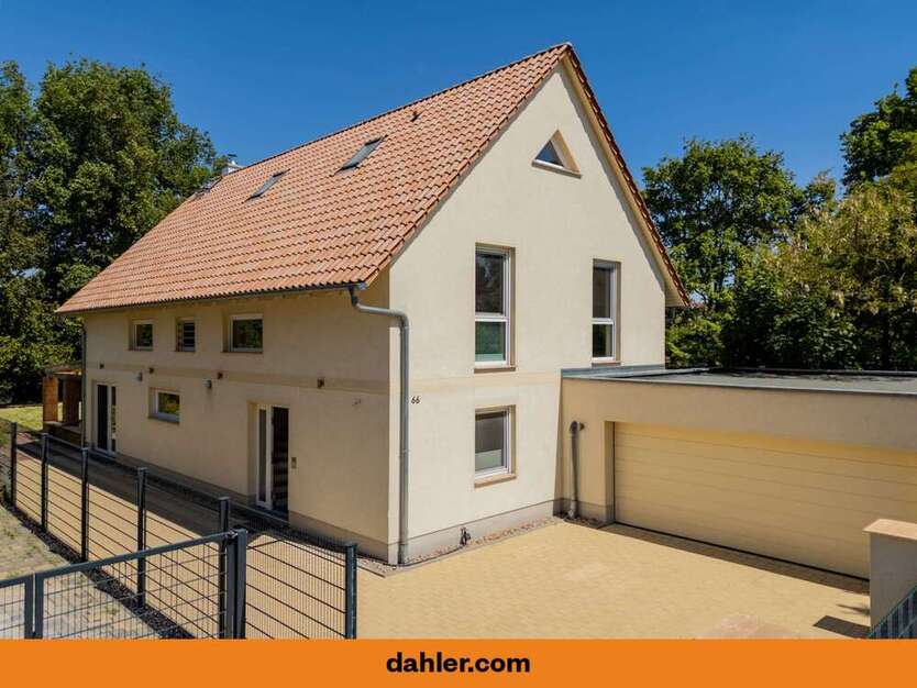 Haus zum Kaufen in Potsdam Drewitz 945.000 € 252 m² 10 zimmer