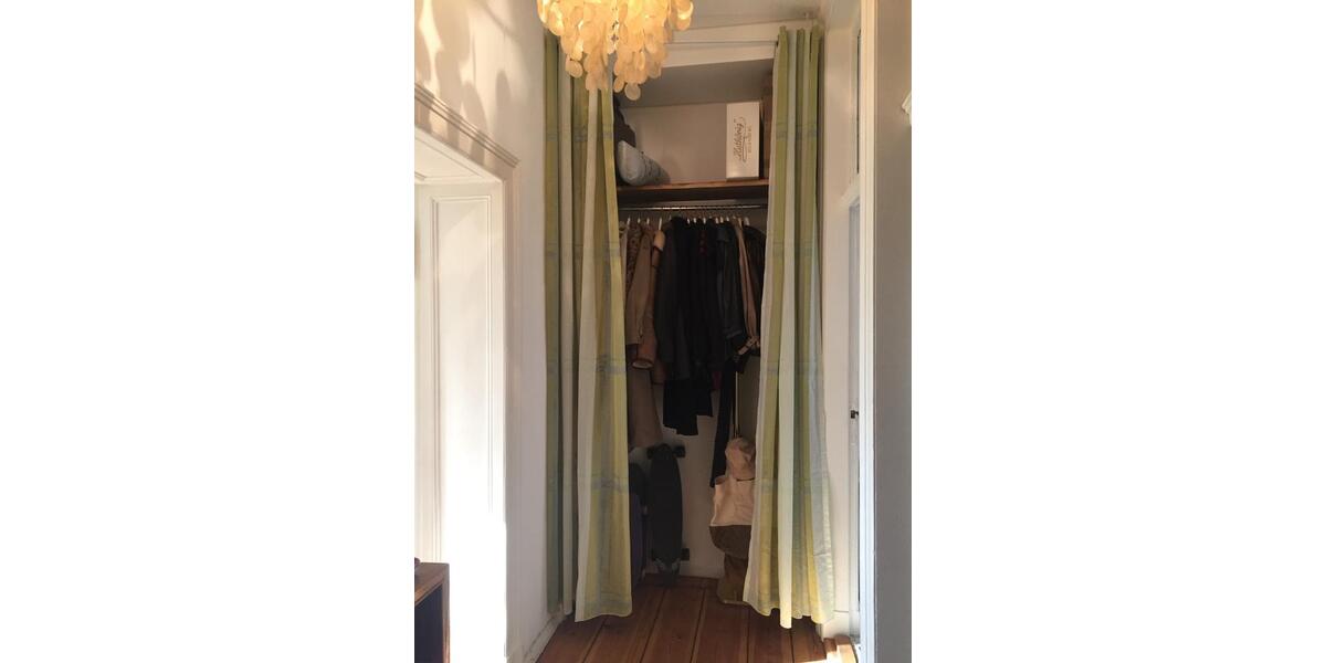Etagenwohnung Berlin Neukölln - 2 Zimmer, 64 m&sup2;, 1.600&euro; | Angebot:26349093
