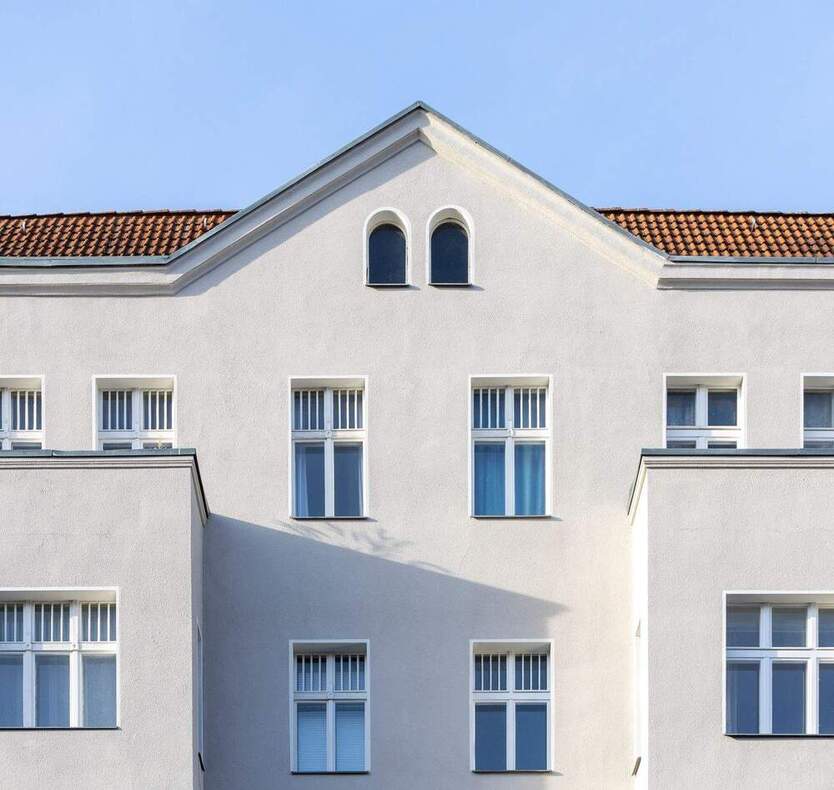 Gestalten Sie Ihr Traumzuhause - Bezugsfreie 2-Zimmer-Altbauklassiker unweit des Lietzenseeparks!