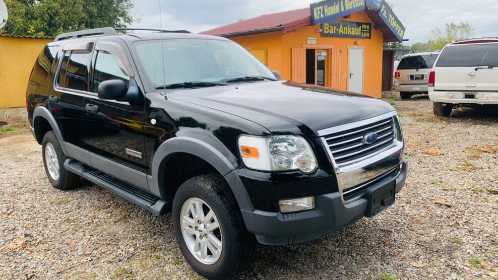 Ford Explorer 91.000 km 11.900 € DAHLEWITZ 15827