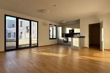 Wohnung zum Mieten in Berlin 2.400 € 107.33 m² 4 zimmer