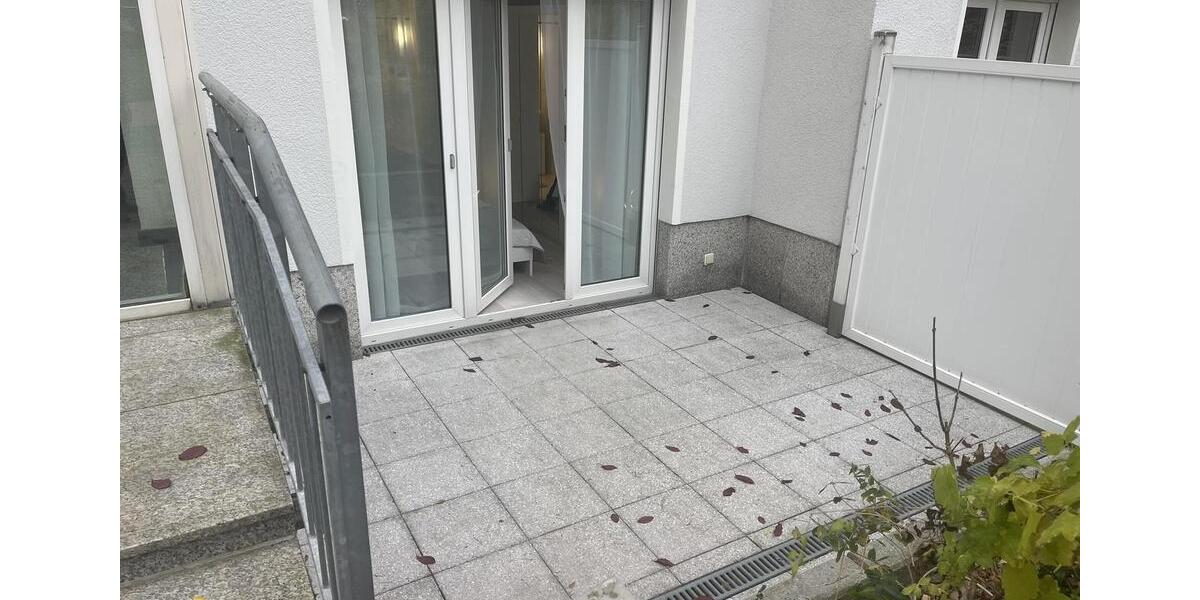 Erdgeschoßwohnung Berlin - 3 Zimmer, 71 m&sup2;, 1.950&euro; | Angebot:26683038