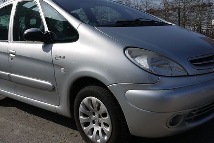 Citroen Xsara Picasso 200.000 km 1.999 € Berlin 12439
