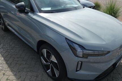 Volvo EX90 1.890 km 99.690 &euro; Berlin Tegel 13509