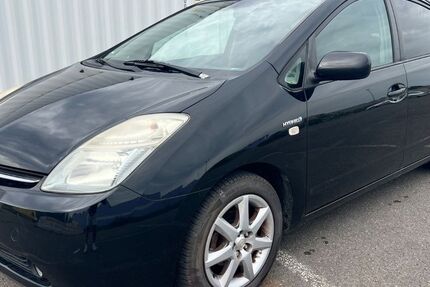 Toyota Prius 309.000 km 2.800 &euro; Berlin 12057