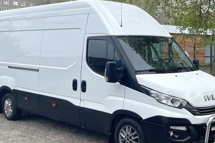 IVECO Andere 188.000 km 24.871 &euro; Berlin 12681