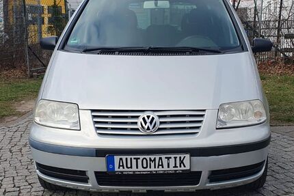 VW Sharan 164.566 km 2.990 € Berlin 12681