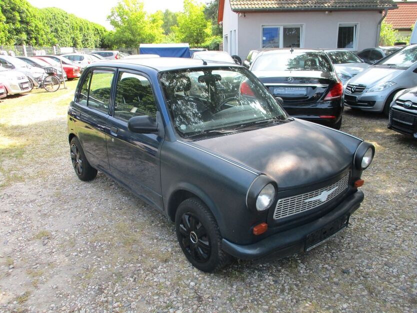 Daihatsu Cuore 94.000 km 1.100 € Mahlow 15831