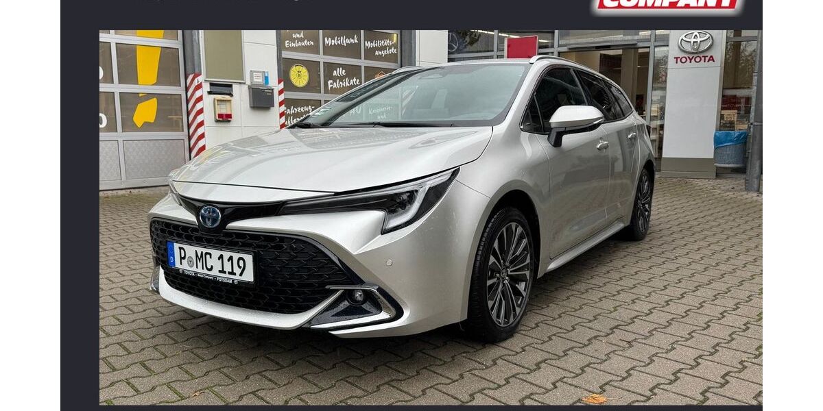 Toyota Corolla 4.900 km 35.490 € Berlin 13403