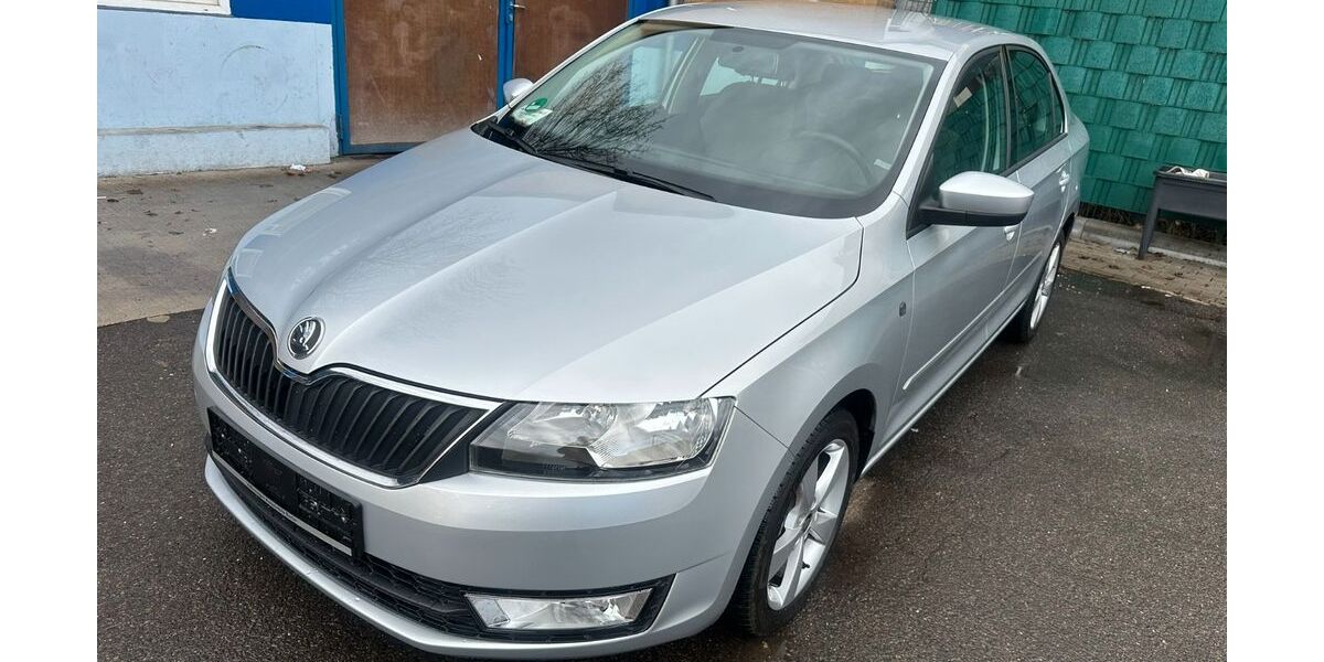 Skoda Rapid 19.500 km 13.450 &euro; Berlin 12347