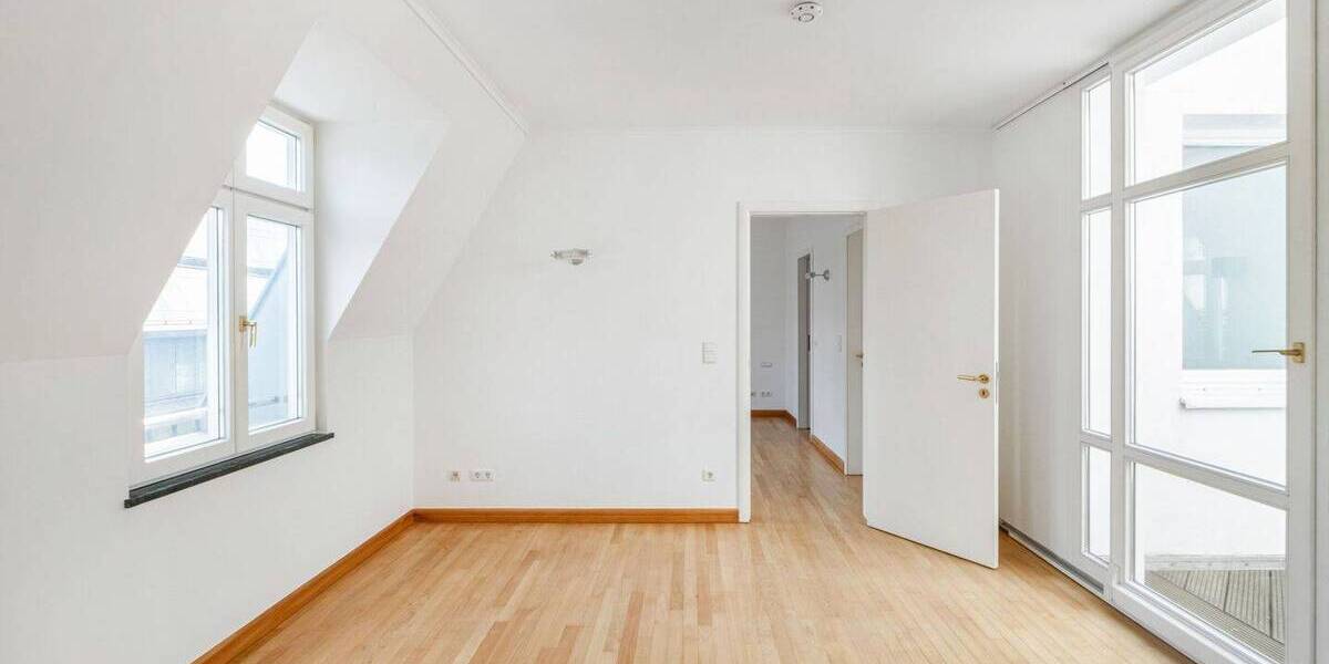 Etagenwohnung Berlin Mitte - 2 Zimmer, 61 m&sup2;, 1.485&euro; | Angebot:26310384