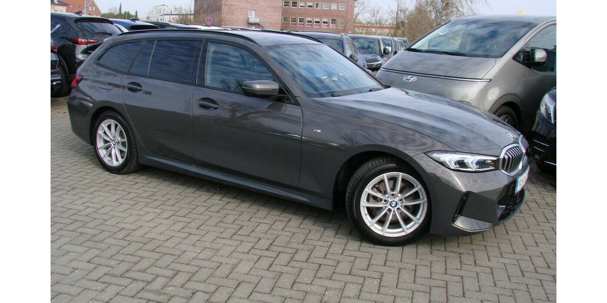 BMW 320 M-Sport xDrive ShadowLine 360º AHK LED HiFi 15.432 km 42.980 &euro; Falkensee 14612