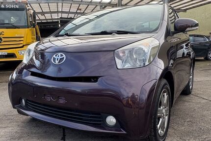 Toyota IQ 110.000 km 8.999 &euro; Berlin 12099