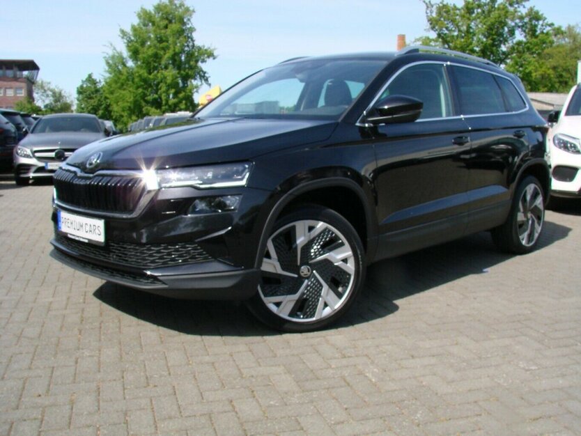 Skoda Karoq 2.0TDI Style 4x4 ACC Columbus Leder AHK 52.678 km 31.890 € Falkensee 14612