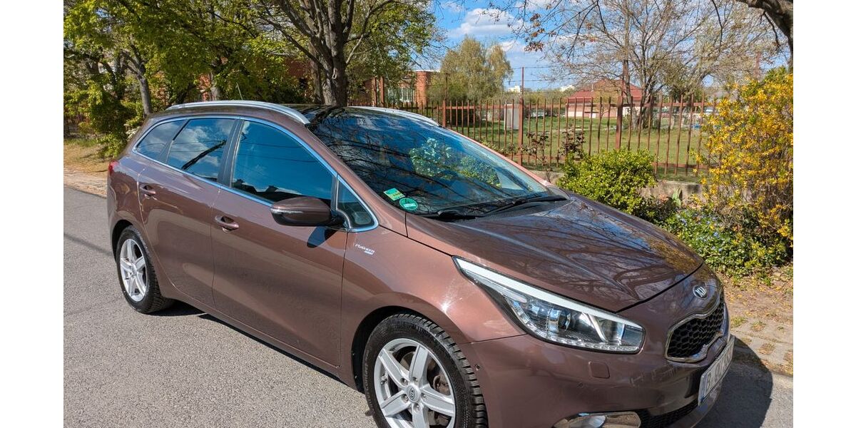 Kia ceed Sportswagon 171.500 km 6.600 &euro; Berlin 10999