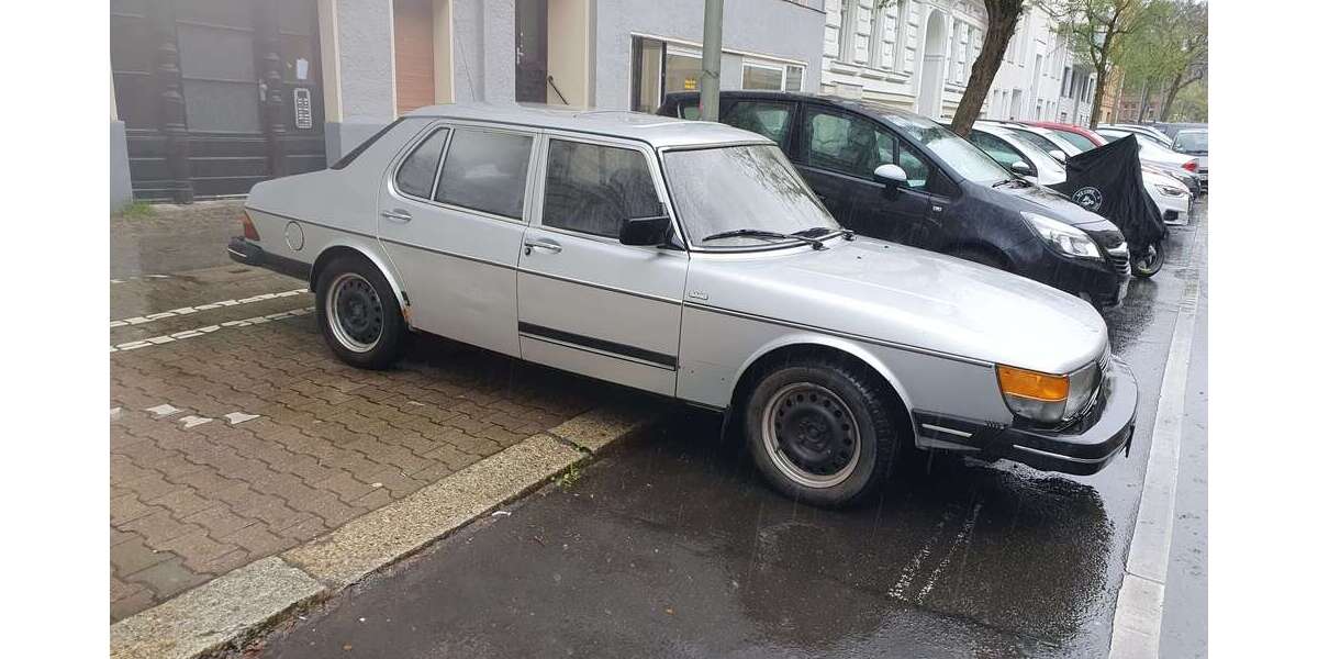 Saab 900 300.000 km 4.000 € Berlin 10785
