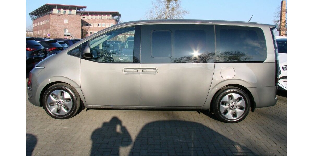 Hyundai Staria Prime 2.2CRDi 9-Sitzer ACC LED Kamera 24.308 km 36.980 &euro; Falkensee 14612