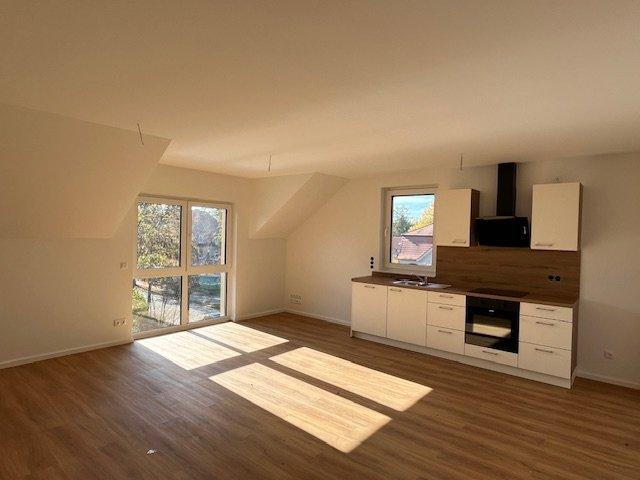 Dachgeschoßwohnung Falkensee - 2.5 Zimmer, 59 m&sup2;, 1.165&euro; | Angebot:26564734