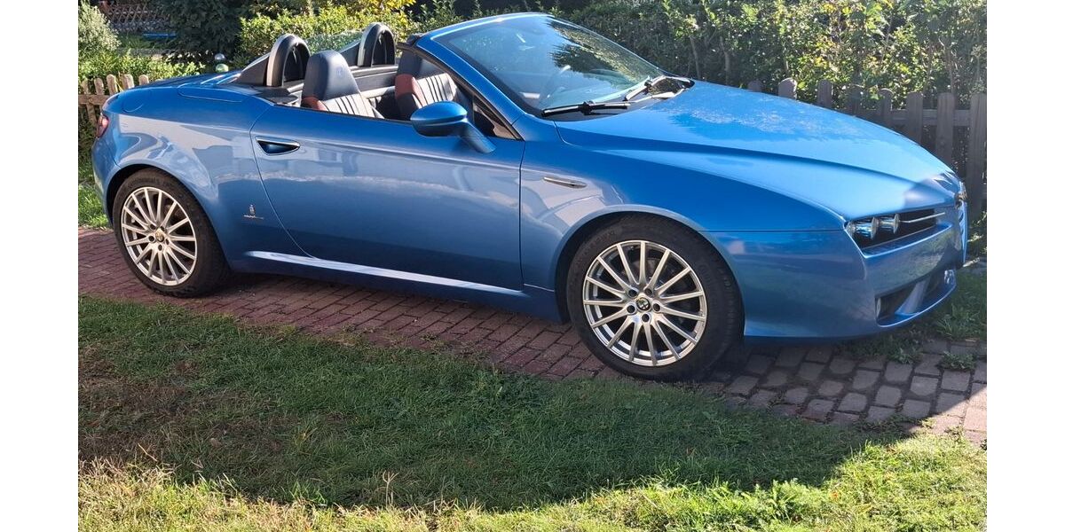 Alfa Romeo Spider 103.000 km 17.950 € Mahlow 15831