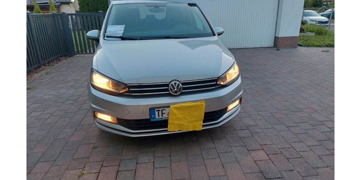 VW Touran 122.600 km 15.900 &euro; Rangsdorf 15834