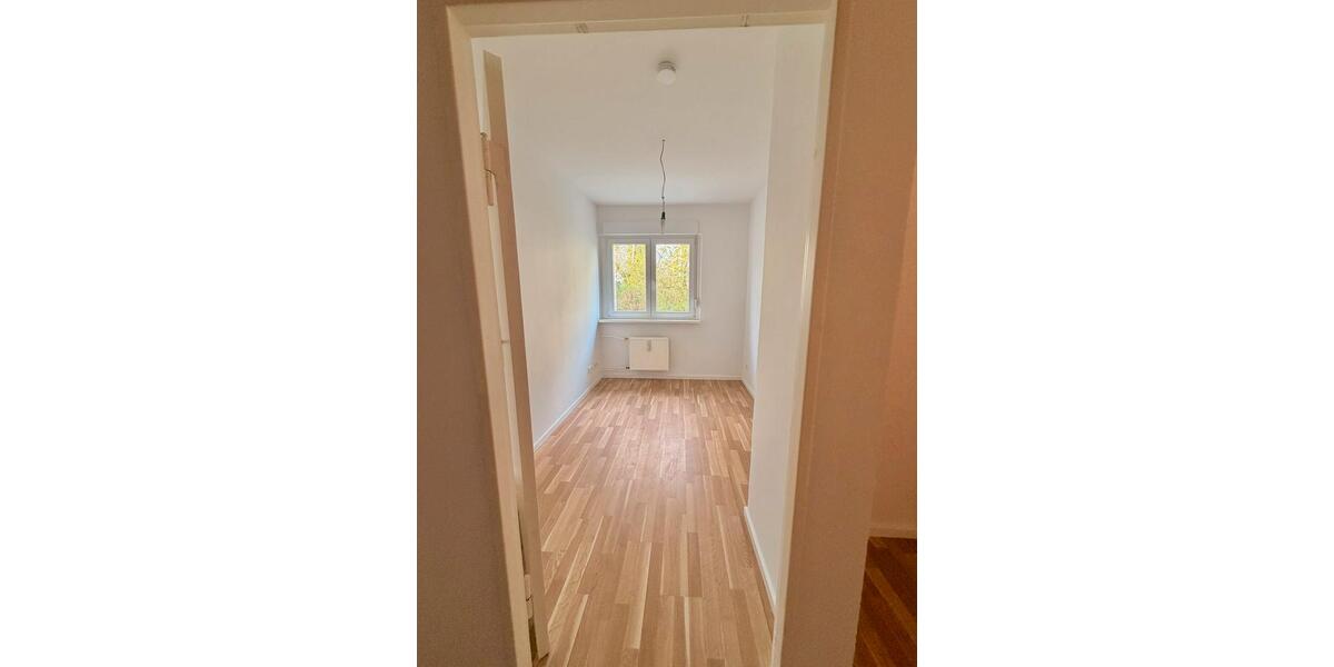 Erdgeschoßwohnung Berlin Tempelhof-Schöneberg - 3 Zimmer, 78 m&sup2;, 1.580&euro; | Angebot:26212420