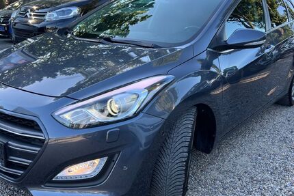 Hyundai i30 116.000 km 10.200 &euro; Berlin 13089