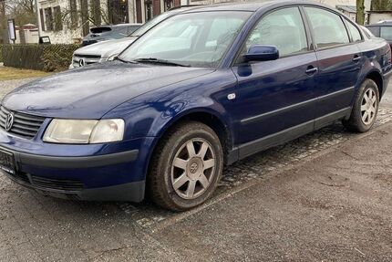 VW Passat 140.000 km 1.950 &euro; Berlin 12349