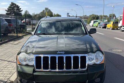 Jeep Grand Cherokee 228.000 km 4.299 &euro; Berlin 13597