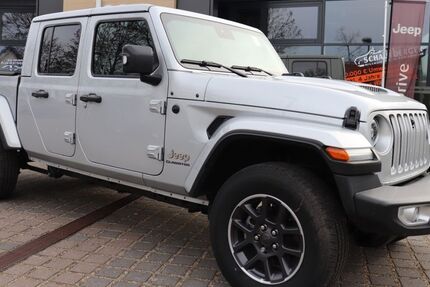 Jeep Gladiator 24.400 km 61.975 &euro; Potsdam 14482