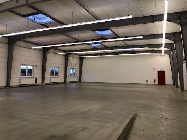 Halle in Zossen 3.200 € 490 m²